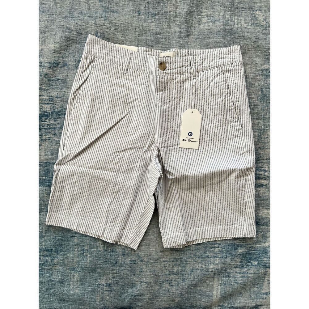 NWT! Ben Sherman White Blue Stripe Seersucker Stretch Fit Shorts Men's 30